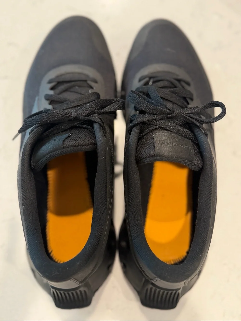 Reebok Men’s Black Lightweight Athletic Trainers